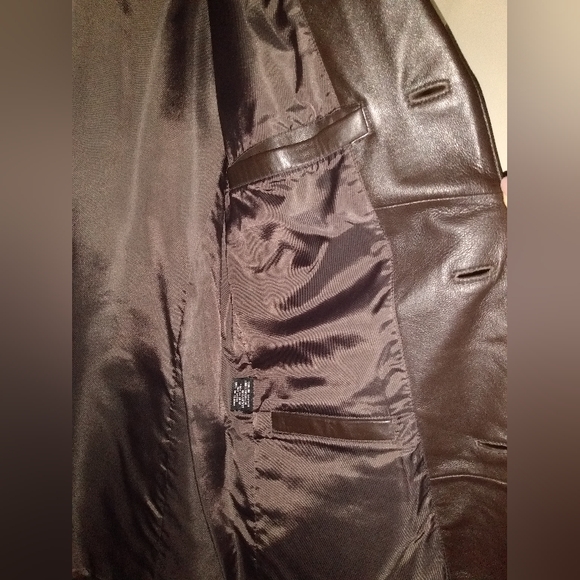 Jones New York City Men's Genuine Leather Jacket - Picture 10 of 12